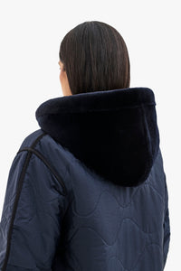 Shearling Close Fit Hood - Black / Midnight