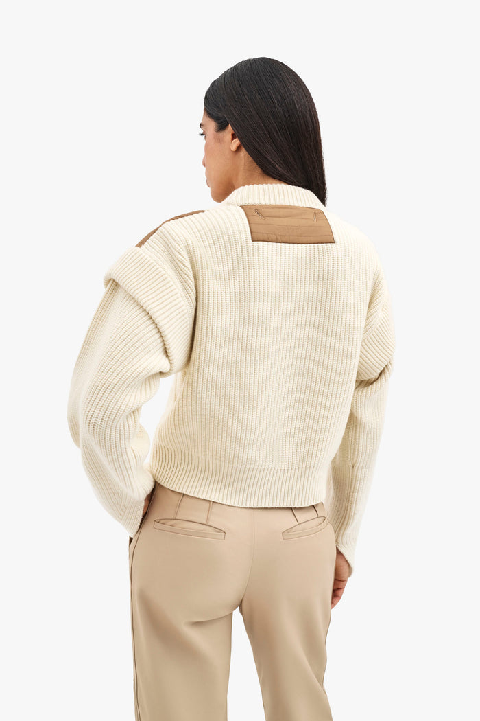 Cable Knit Crew Jumper - Ivory