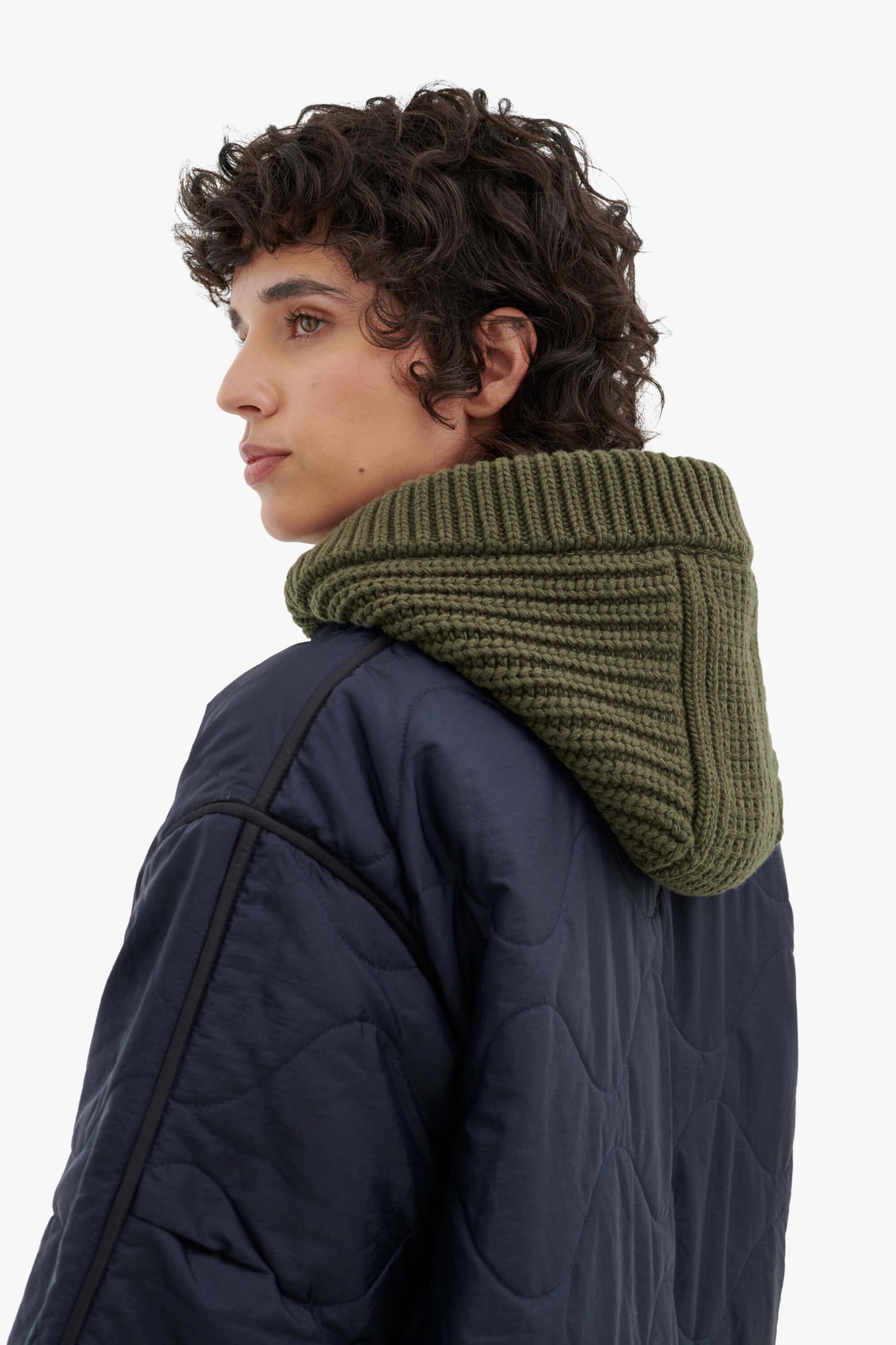 Knit Quilt Hood - Dark Olive / Black