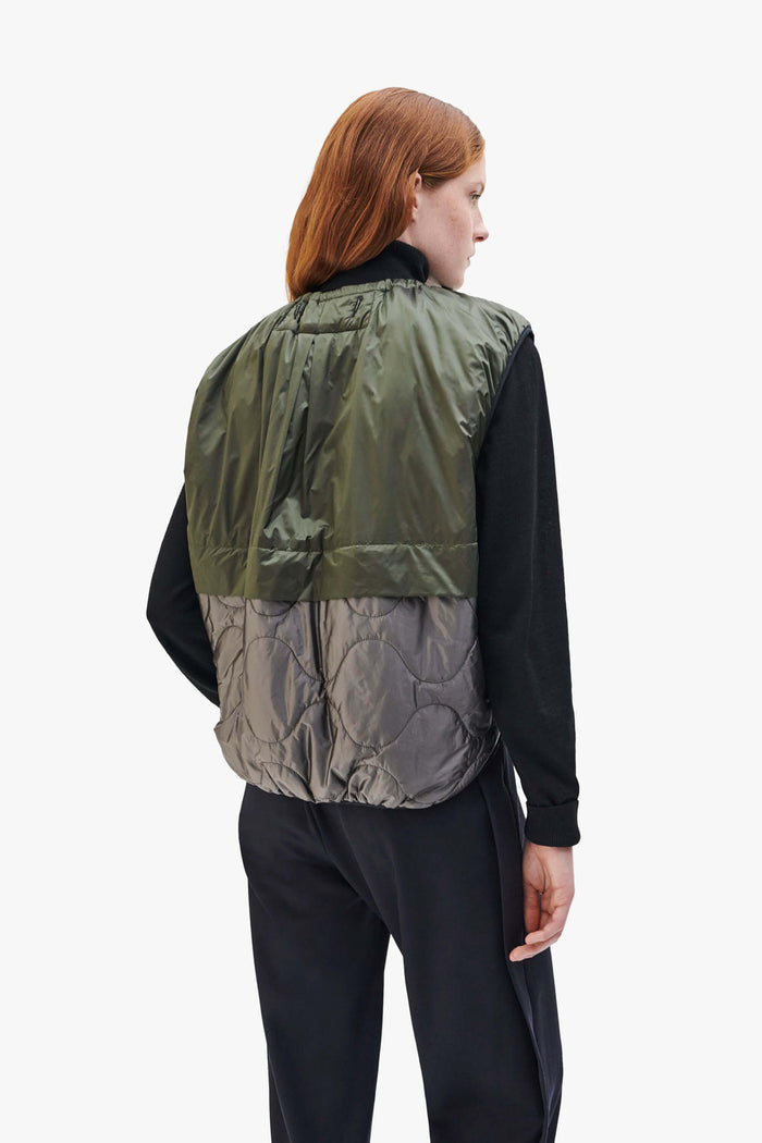 Parachute Quilt Vest - Olive / Amber