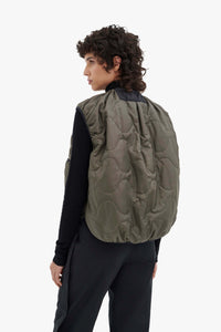 Parachute Quilt Vest - Granite / Dark Olive