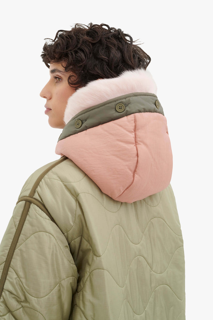 Quilt Hood Shearling Trim - Pale Pink / Pale Yellow