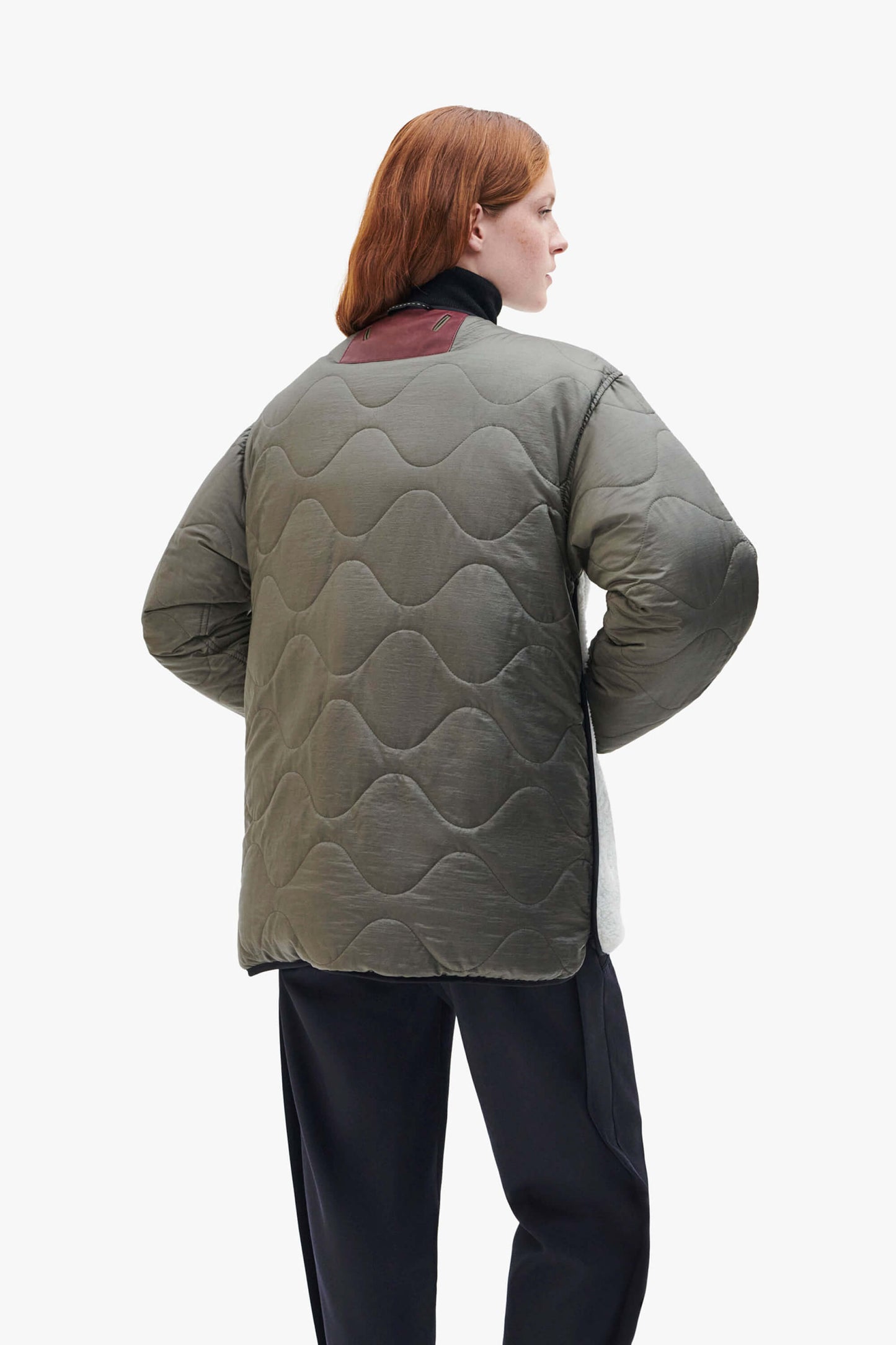 Shareable Down Jacket - Black / Dark Olive